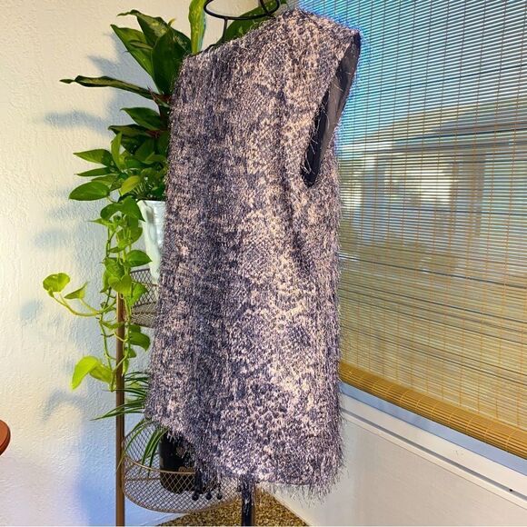 BANANA REPUBLIC ABSTRACT SNAKE SKIN PRINT FRINGE EYELASH BLACK & GRAY TOP S NWT - Picture 8 of 16